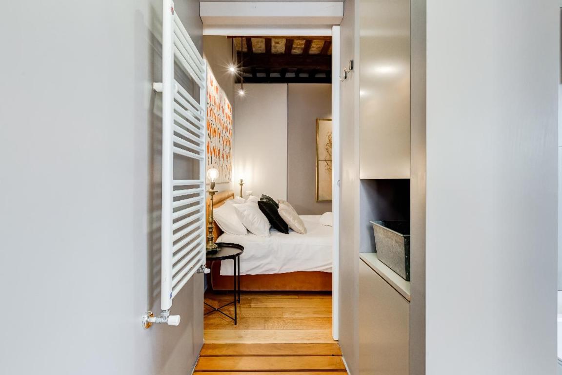 Residenza Borgo Pio Apartment Rome Luaran gambar